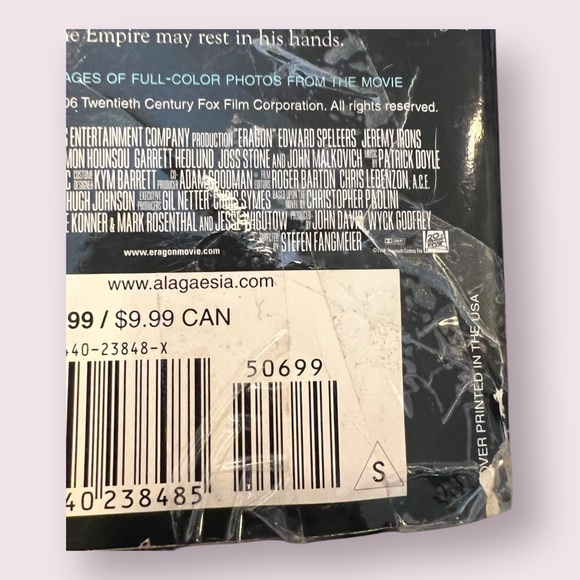 The Eragon 4 book series - Christopher Paolini 
1 paperback, 3 hardcovers - Picture 15 of 16